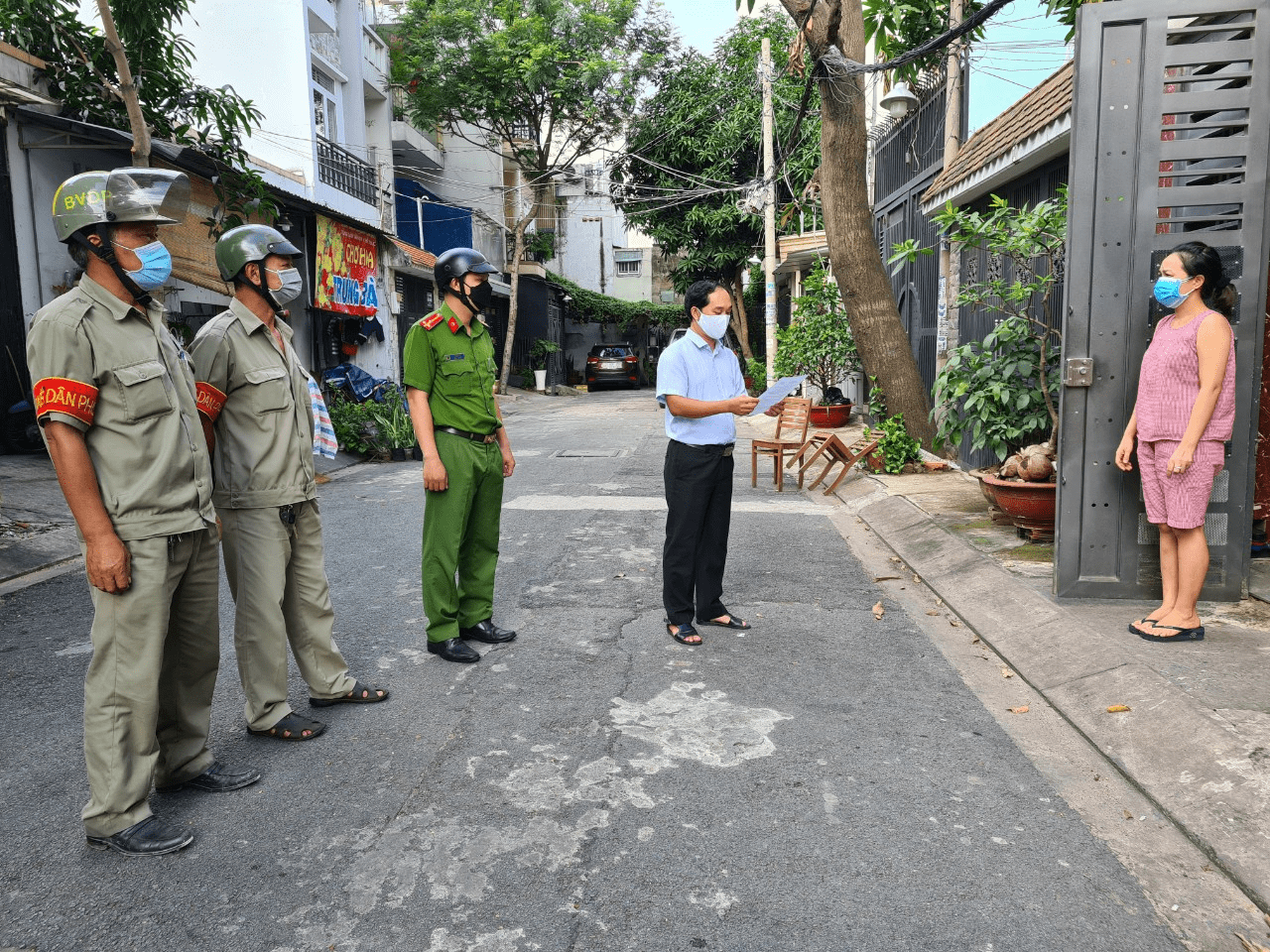 PHƯỜNG 15, Q. TÂN BÌNH PHONG TỎA NHÀ HẺM 284 PHẠM VĂN BẠCH LIÊN QUAN ĐẾN 01 CA DƯƠNG TÍNH